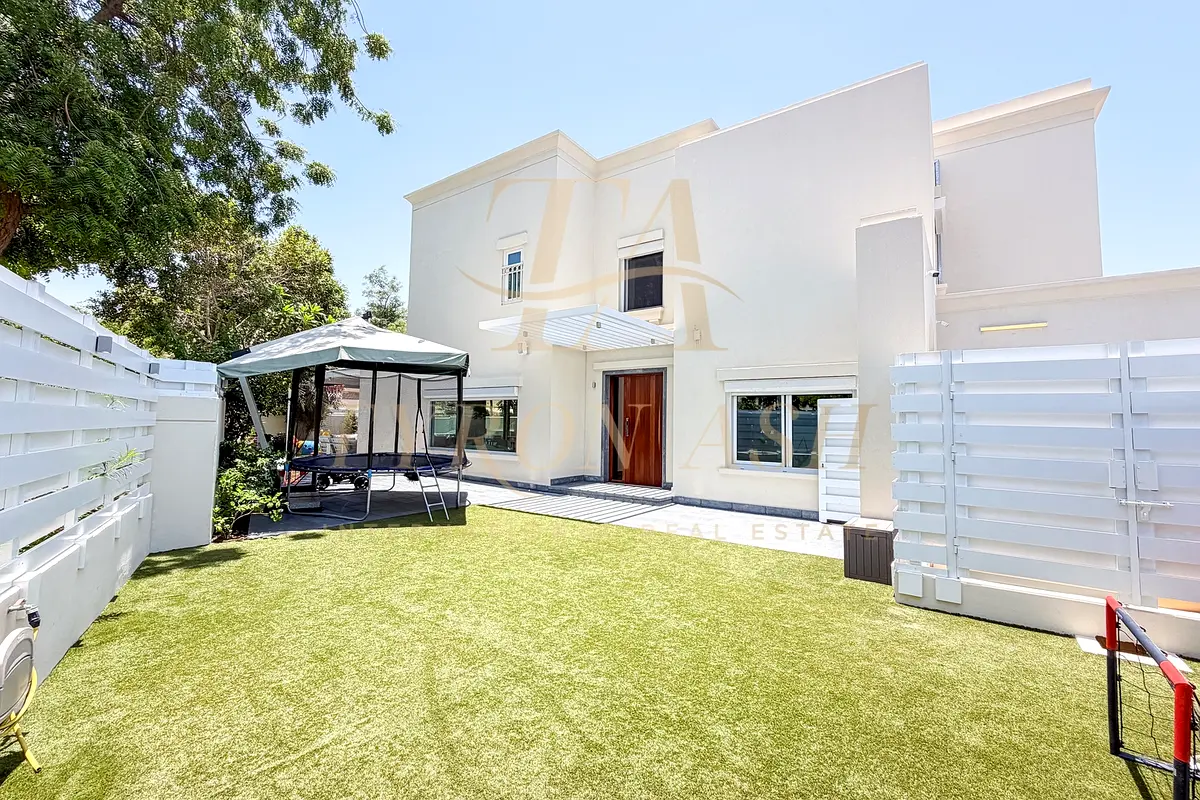 Rare Upgraded 5BR Corner Villa | Maeen