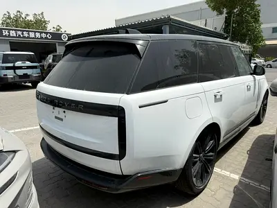 2025 LAND Rover RANGE ROVER photo 2