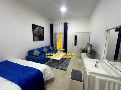 استوديو فاخر مفروش بالكامل بمطبخ منفصل مع بلكونه مفتوحه✨عجمان المويهات. للإيجار الشهري.الإيجار يشمل الفواتير والإنترنت