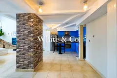 Vacant on Transfer | Near Metro | Duplex