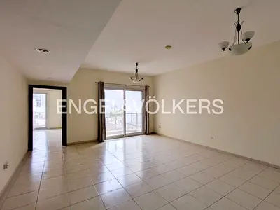 Vacant now | Low Floor | Spacious layout