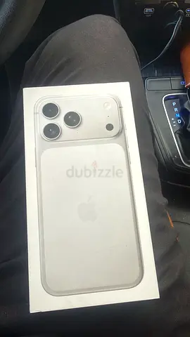 iphone 17 pro max used less than a month 256gb