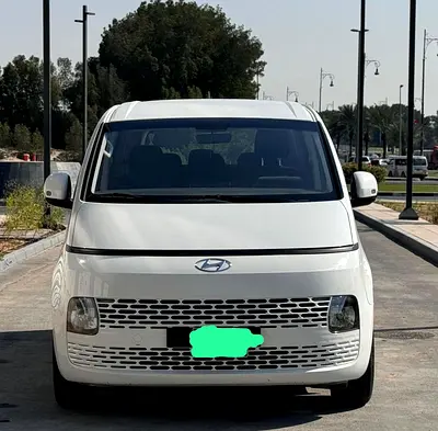2022 Hyundai Staria Comfort GCC Specs - 9-Seater Family Van
