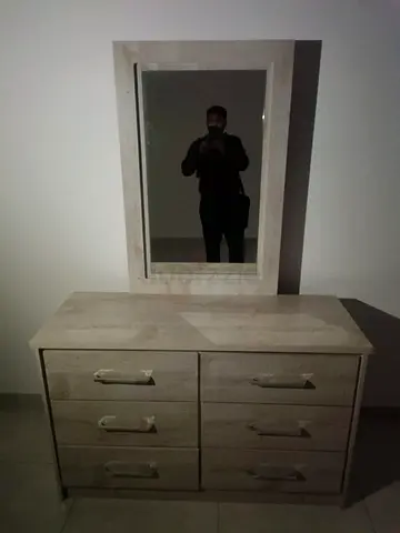 Dressing table