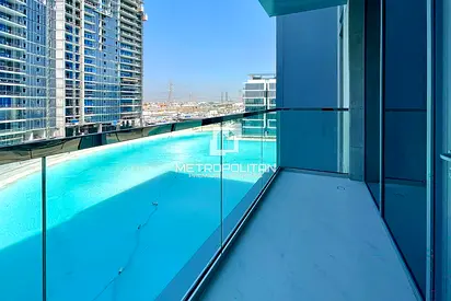 Lagoon View | Brand New | Luxury apartment