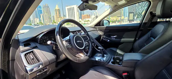صورة مصغرة 10 لـ 2018 Jaguar E-PACE