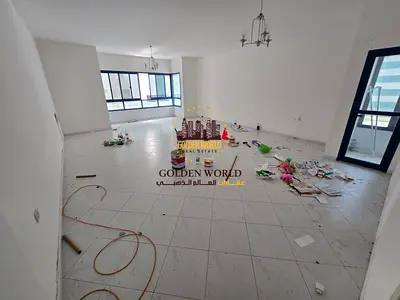 📍 المجاز 3 – الشارقة | شقة 3 غرف وصالة مع بلكونتين ومساحات واسعة مناسبة لسكن الموظفين