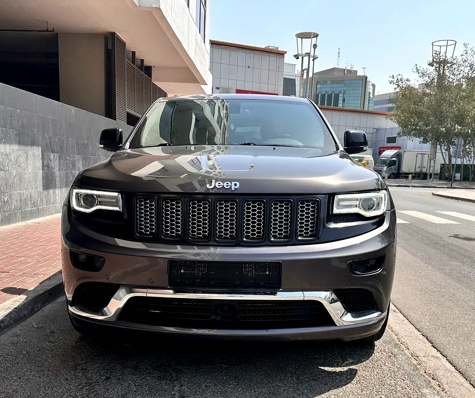 Jeep Grand Cherokee 2014 — photo 1 of 20