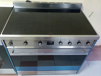 Smeg Induction Electric Ceramic cooker
