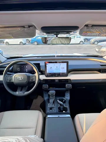 2026 Toyota RAV 4 照片 13