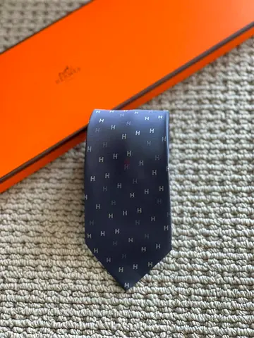 Hermes tie