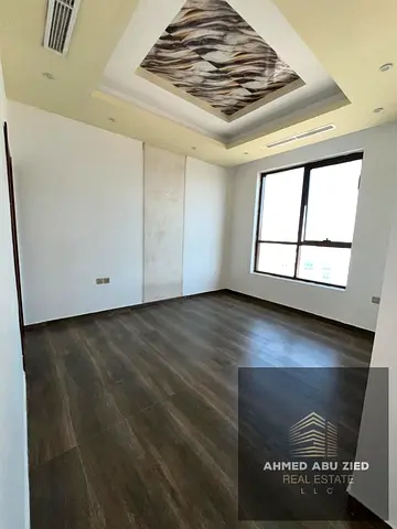 Spacious 1BR Master Flat for Rent in Al Jurf 2 Ajman - Fitted Wardrobes - Near Al Aqsa School & Ajman Court - Balcony - 35K - 4/6 Cheques