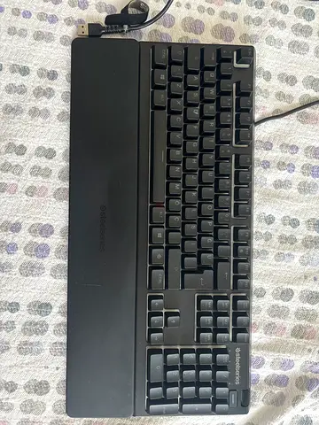 SteelSeries Apex 3 RGB Gaming Keyboard (Full Size) with Magnetic Wrist Rest