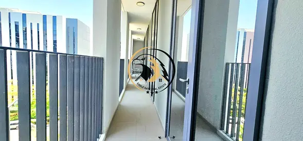 FULLY FURNISHED 2 BHK AVAILABLE WITH BALCONY | POOL & JYM WITH PARKING | MODREN LAYOUT
