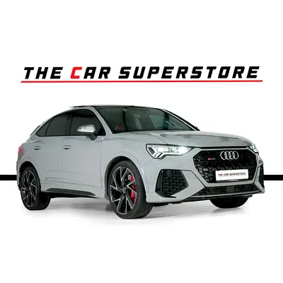 Audi RSQ3 Sportback-Premium Leather Interior-Red Interior Inserts-Carbon Fiber Trim-GCC-AUDI FSH