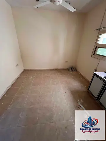 أرخص استديو بالشارقه 12 الف فقط مساحات ممتازه جدا تشطيبات سوبر ديلوكس باركينج ترابي امام البنايه تسهيلات في السداد وصيانه علي المالك قريب من الخدمات