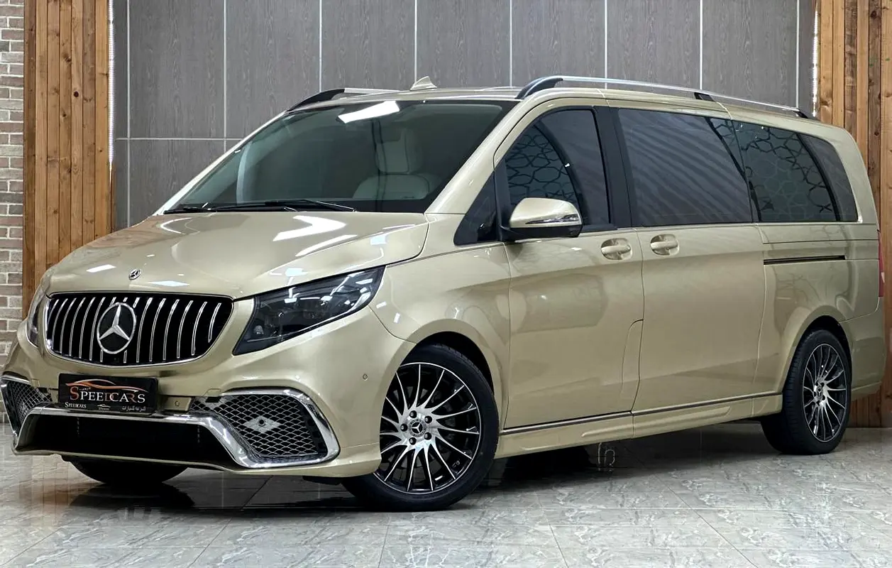 Mercedes-Benz V-Class 2025 — photo 1 of 20