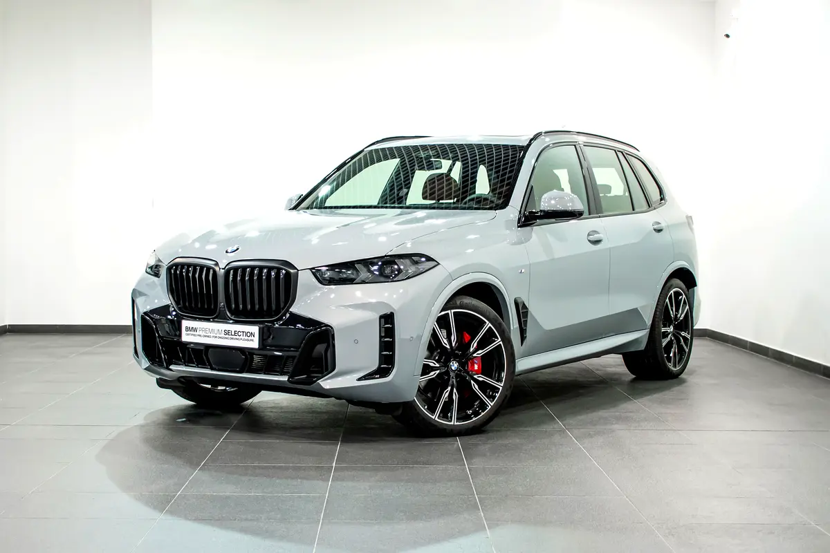 BMW X5 2026 — photo 1 of 15