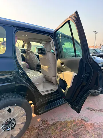 2026 Toyota LAND CRUISER 照片 11