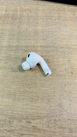 Apple AirPods Pro 3 Right Bud only in warranty earbud