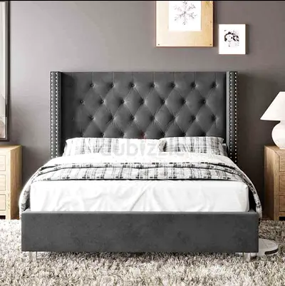 Grey Tufted Upholstered Queen Bed with Nailhead Trim