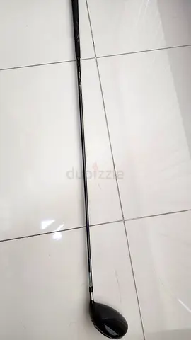 Used right-handed golf driver - good condition
