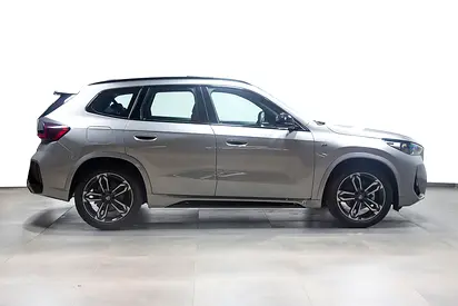 2025 BMW X1 — миниатюра 2
