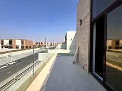 Elegant 4BR+Maid Villa | Prime MBR City Location