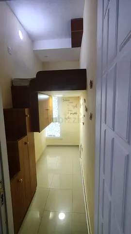 Room with partition