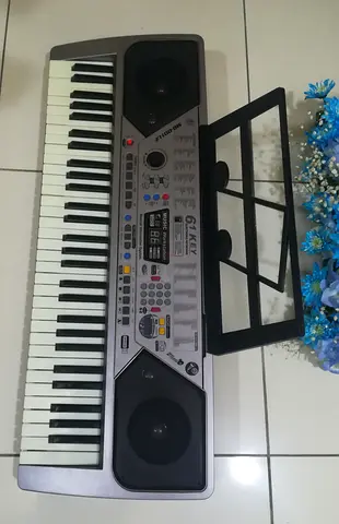 Musical keyboard
