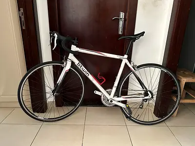 btwin triban 5 road bicycle bike size 57