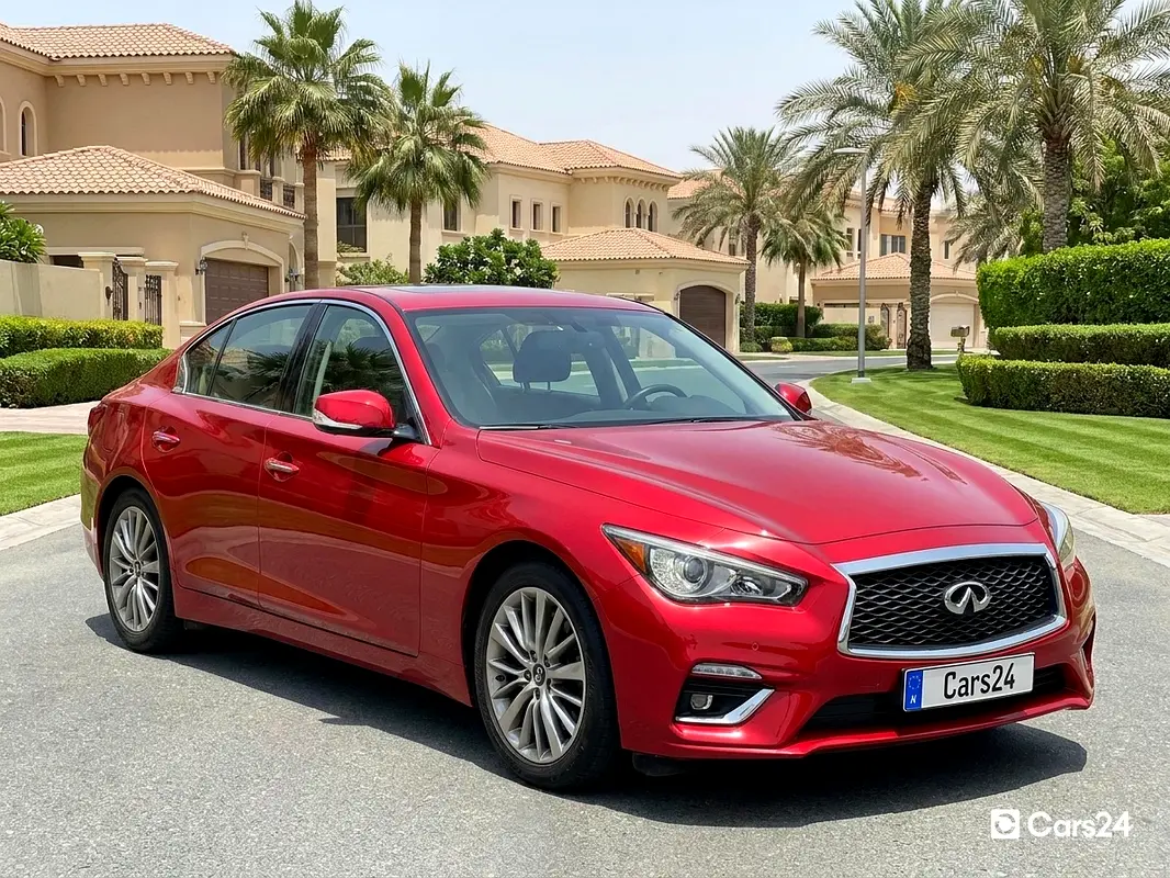 Infiniti Q50 2022 — photo 1 of 13