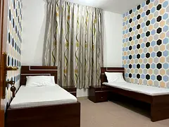 FULLY FURNISHED BED SPACE AVILABILE FOR MEN