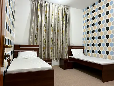 FULLY FURNISHED BED SPACE AVILABILE FOR MEN