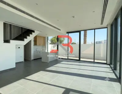Tenanted | Spacious 4BR Villa | Single Row