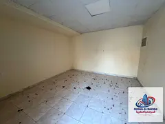 6BR villa in Al Jazzat, Sharjah. Large living room, 4 baths. Near park, 5 mins to airport. Free main