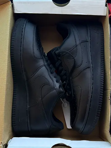 New AirForce .
We accept cash on delivery .
if you like it ,
buy it ! 
The sizes (36-45) 
Contact me