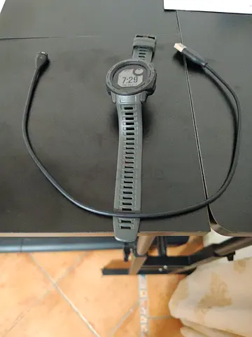 Garmin Instinct 2 Smartwatch with Charging Cable