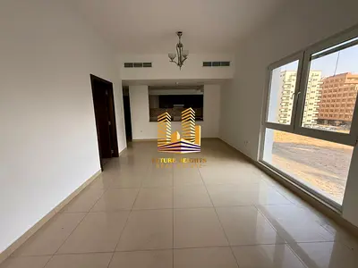 شقة بغرفة نوم واحدة | سيليكون ستار 2 | شرفة مطلة على الطريق