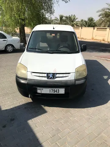 Peugeot Partner 2011 Base Model