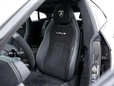 صورة مصغرة 10 لـ 2023 Lamborghini URUS