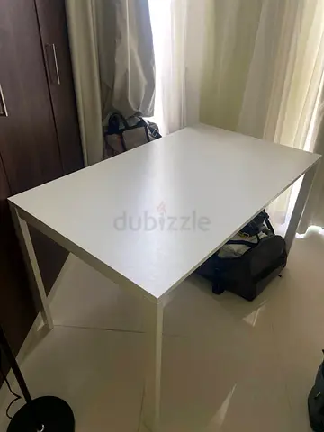 Simple white study/office table - good condition