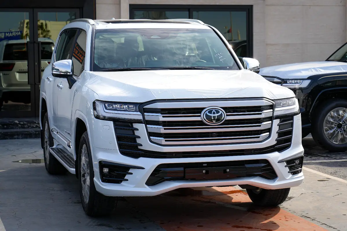 Toyota Land Cruiser 2026 — photo 1 of 20