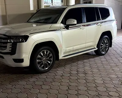 Toyota Land Cruiser GXR 2025 GCC Specs