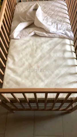 Baby crib