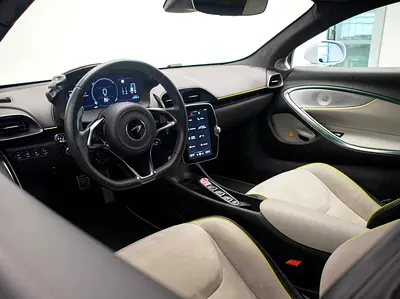 صورة 7 لـ 2023 Mclaren ARTURA