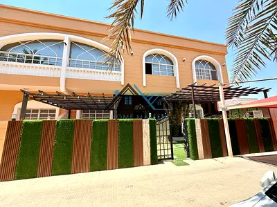 3 Br Duplex Villa With Separate Entrance & Yard
