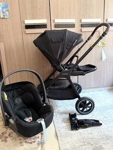 Nuna triv next stroller new condition with cybex cloud car seat