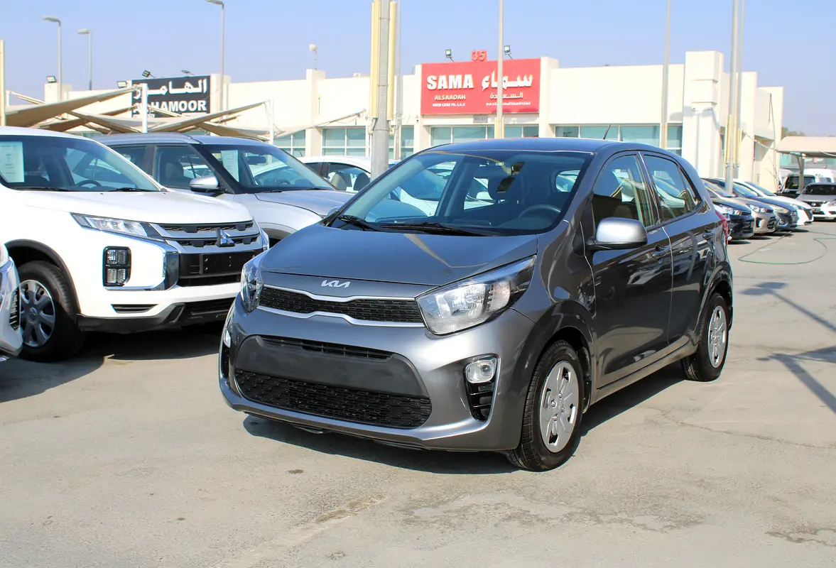 Kia Picanto 2023 — photo 1 of 10