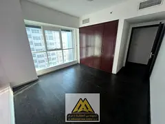 Two bedrooms and a living room with a spacious and practical design. Two bathrooms. Balcony with an